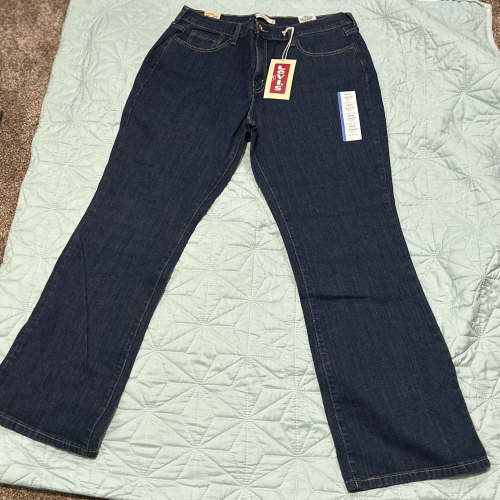 Levi’s 515 midrise bootcut 14s new